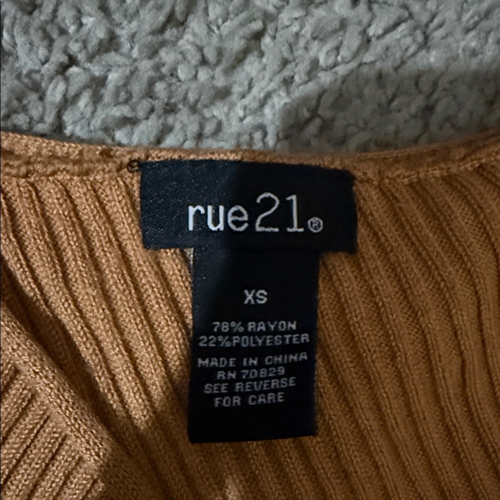 Rue21 Rust Ribbed Wrap Crop Top - Picture 2 of 2